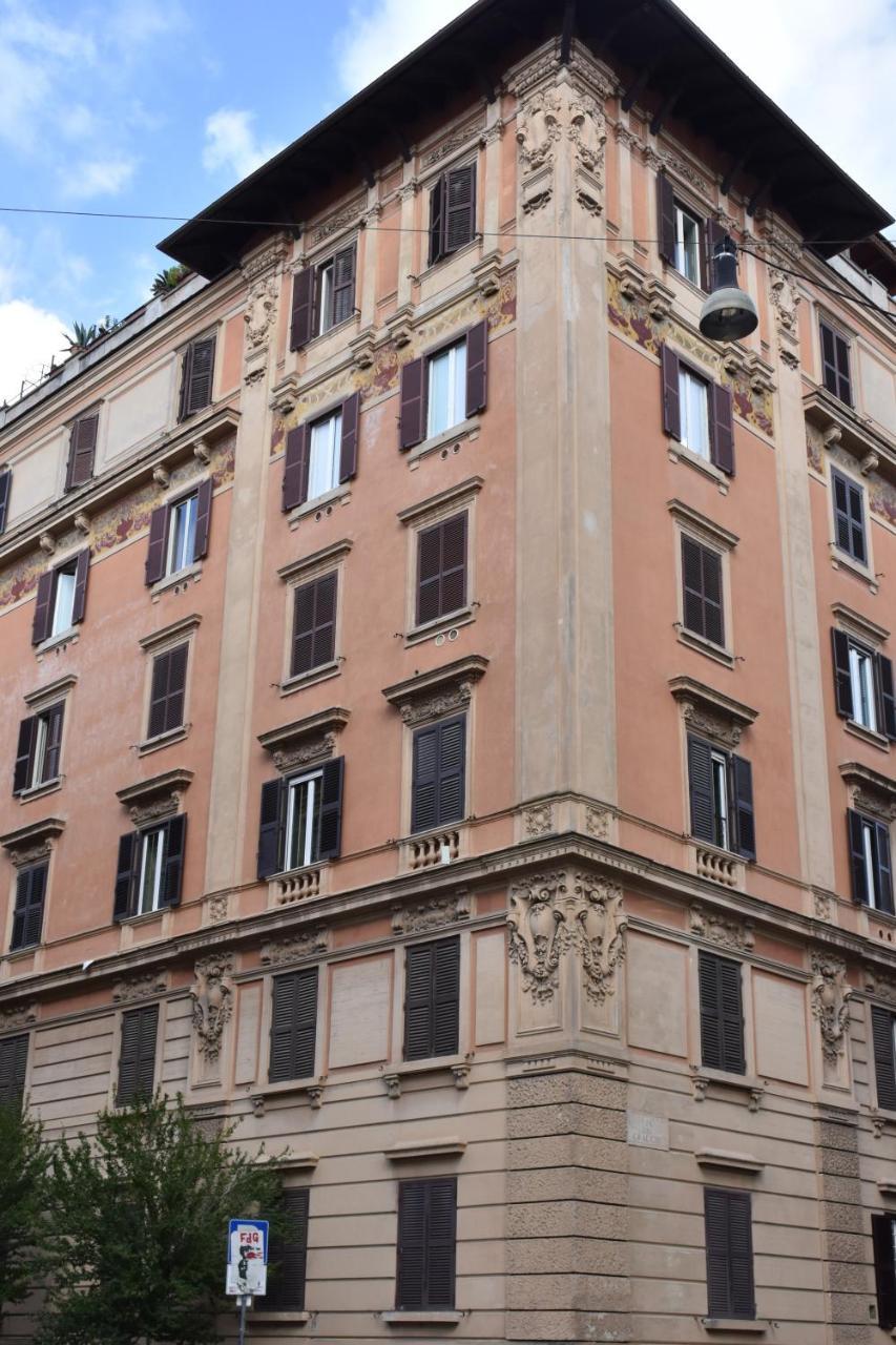 Domus Catone 21 *